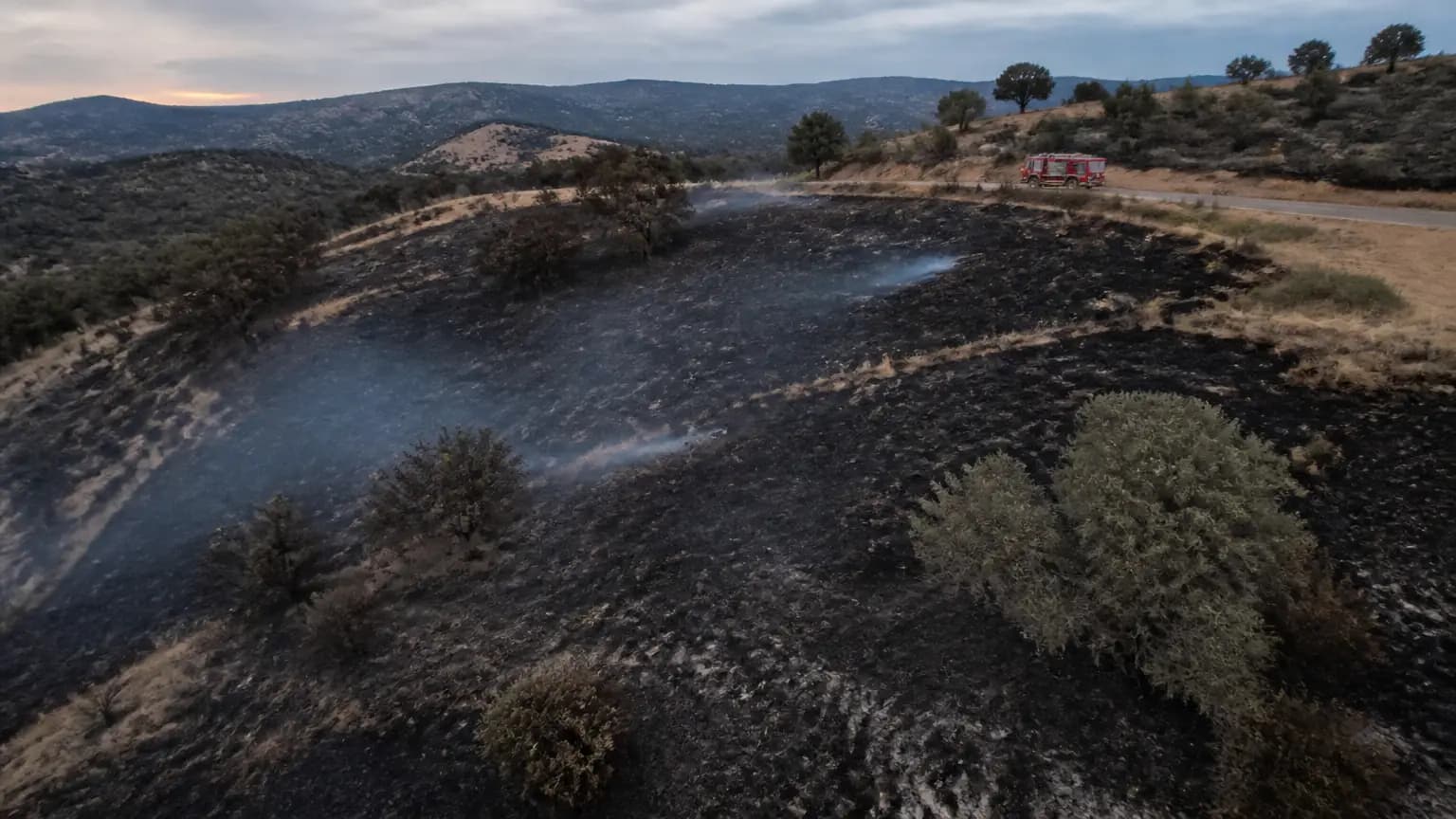 1-Acre Vegetation Fire Sparks in New Cuyama