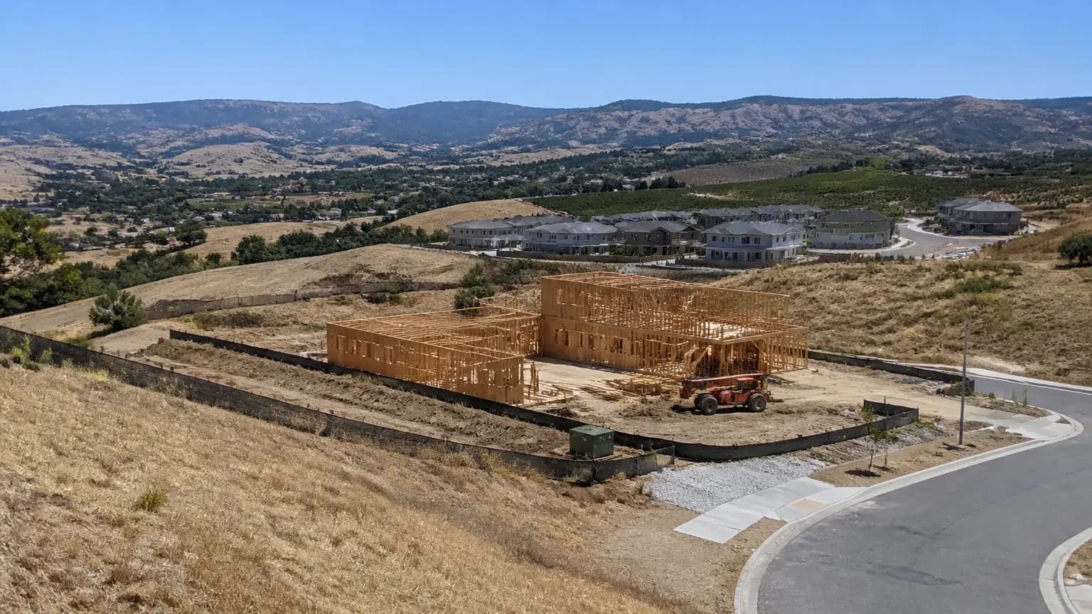 Creston Road work will alter traffic at two intersections