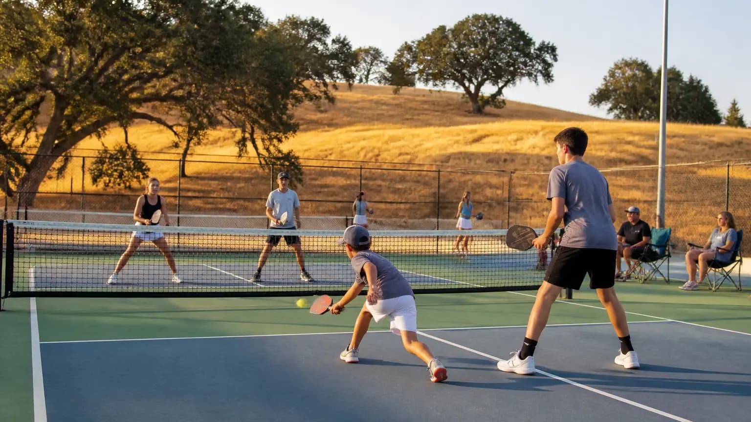Free youth pickleball program begins Tuesdays at Sherwood courts