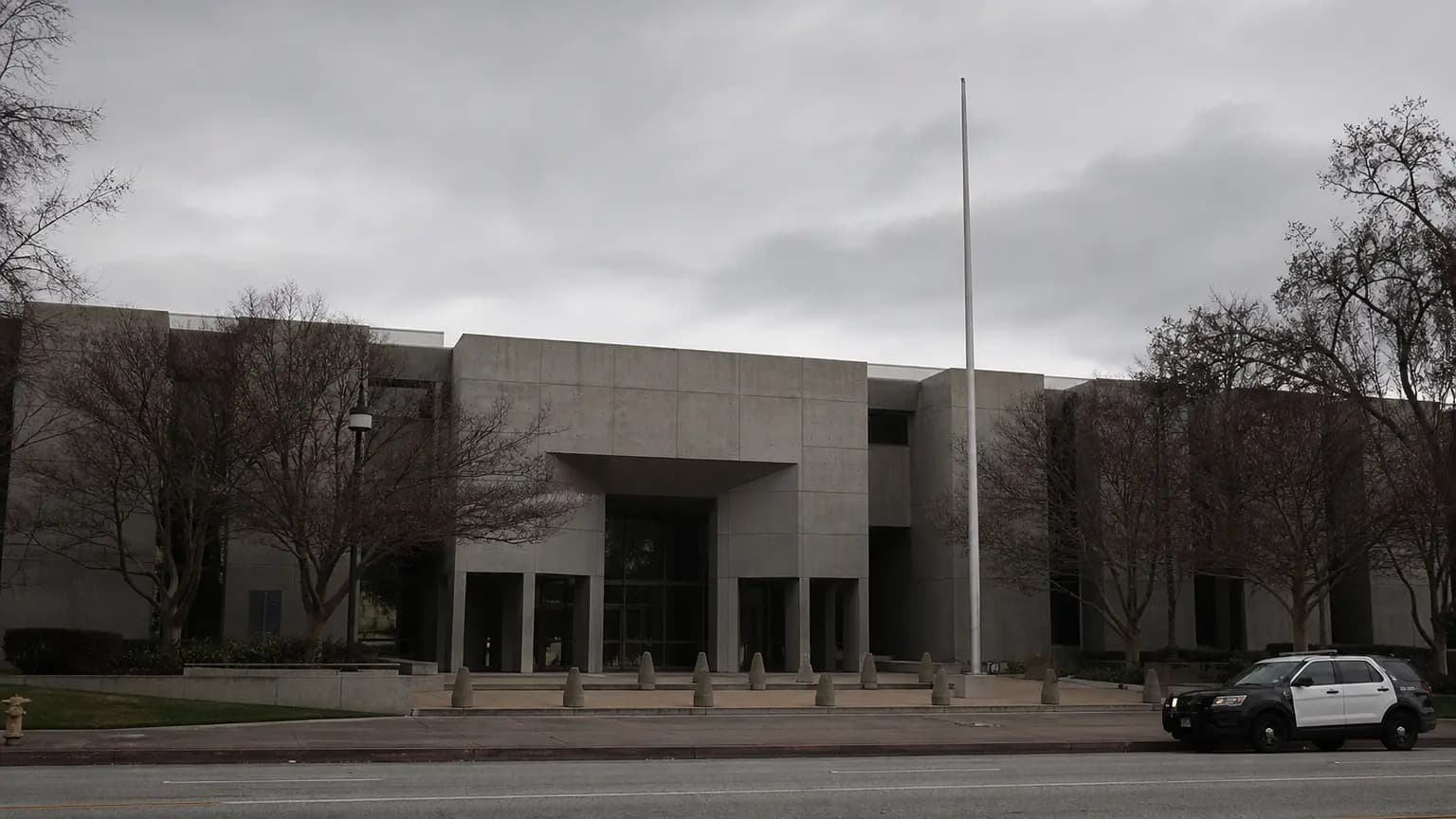 Judge advances bribery case tied to Thousand Oaks building permit