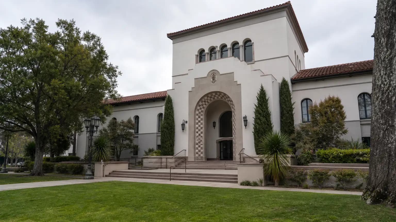 Newsom won’t extend Diablo Canyon operations past 2030