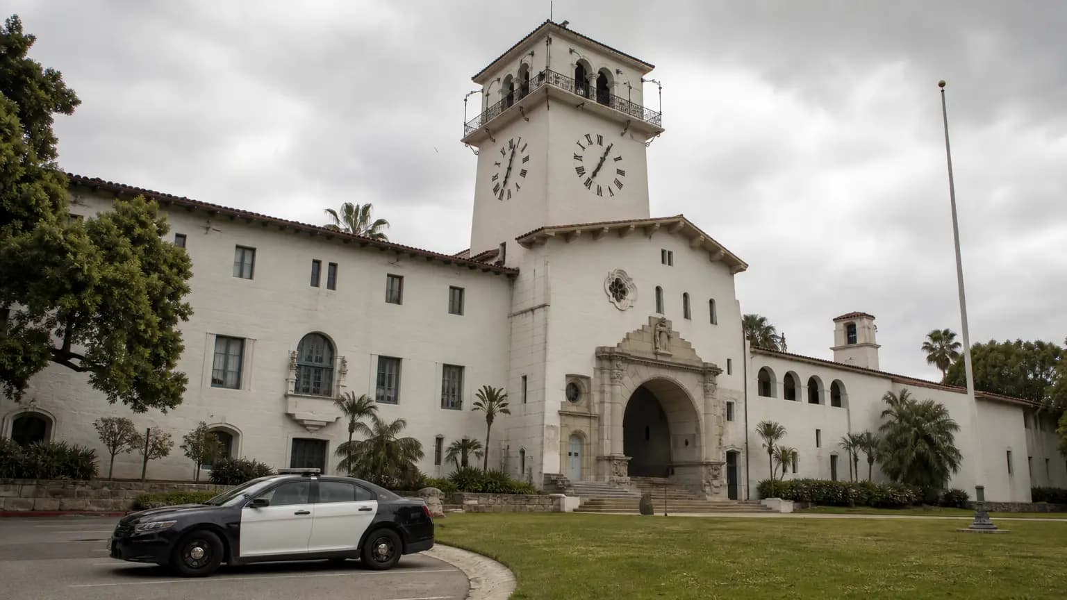 Second Murder Trial of Alleged Stearns Wharf Shooter Goes to Jury Deliberations