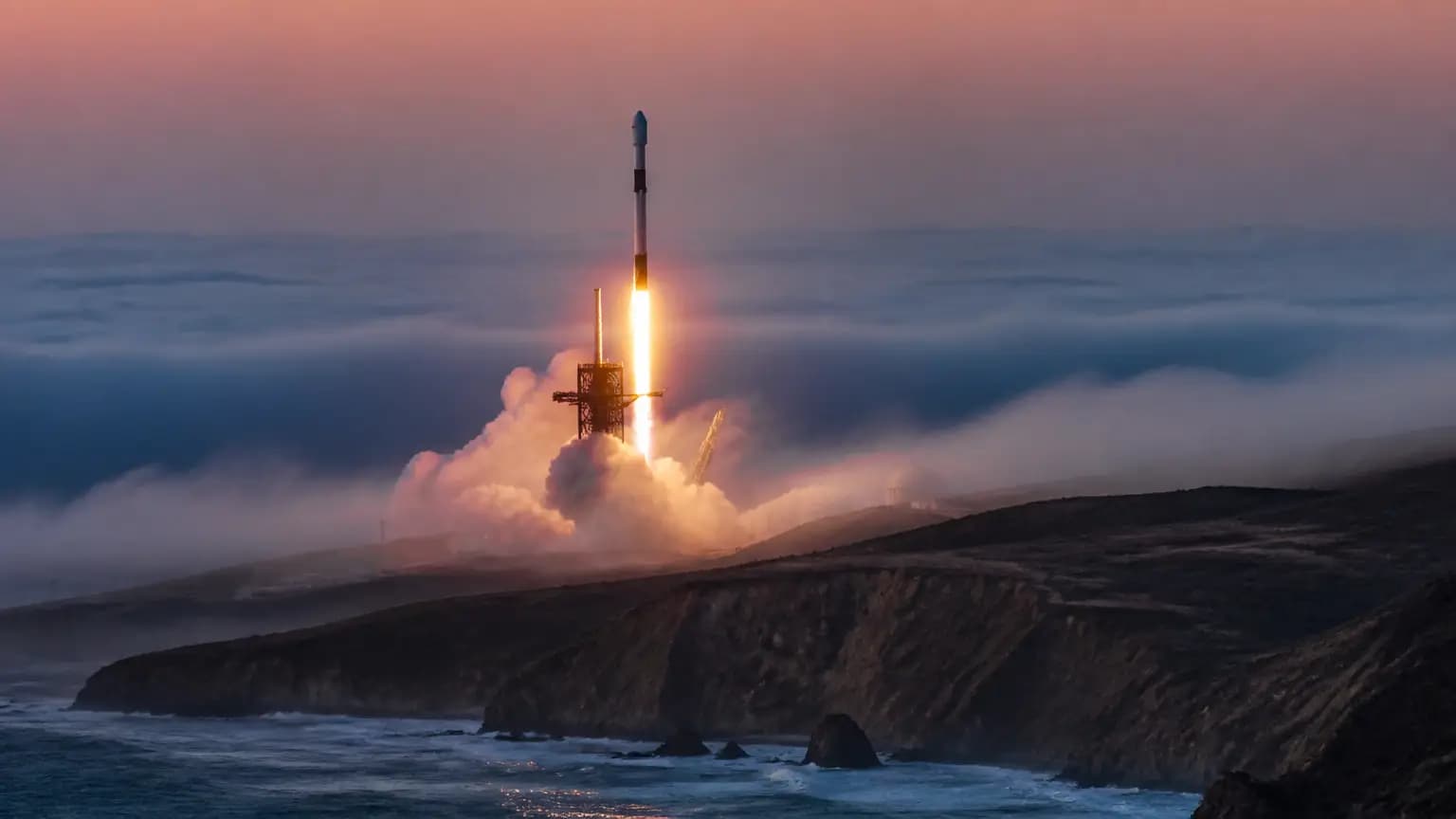 Live coverage: SpaceX to launch 27 Starlink satellites on Falcon 9 rocket from Vandenberg